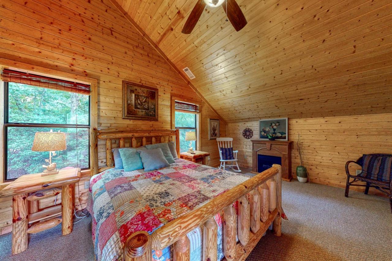 Red Roof Retreat Βίλα Κλίβελαντ Εξωτερικό φωτογραφία