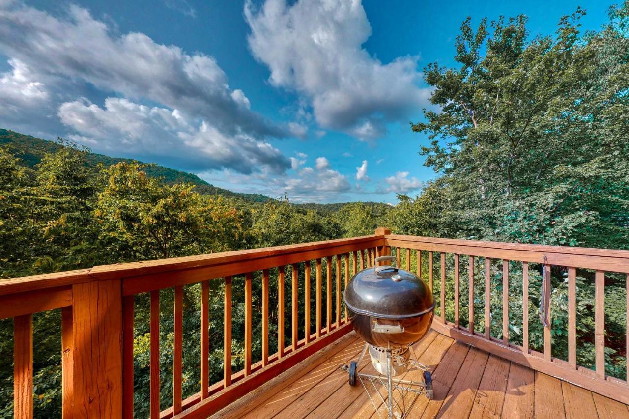 Red Roof Retreat Βίλα Κλίβελαντ Εξωτερικό φωτογραφία